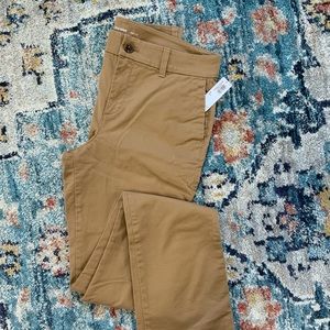 Women’s Old Navy Khakis Bootcut - 4 Tall